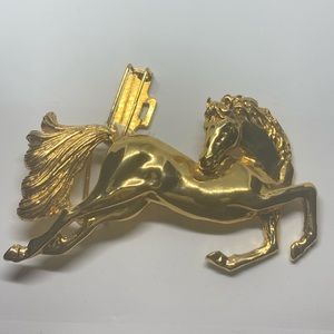 Mimi Di N Belt Buckle in the shape of a Horse